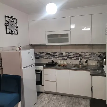 Neca Zlatar Apartment *
