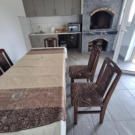 Neca Zlatar Apartment Nova Varos