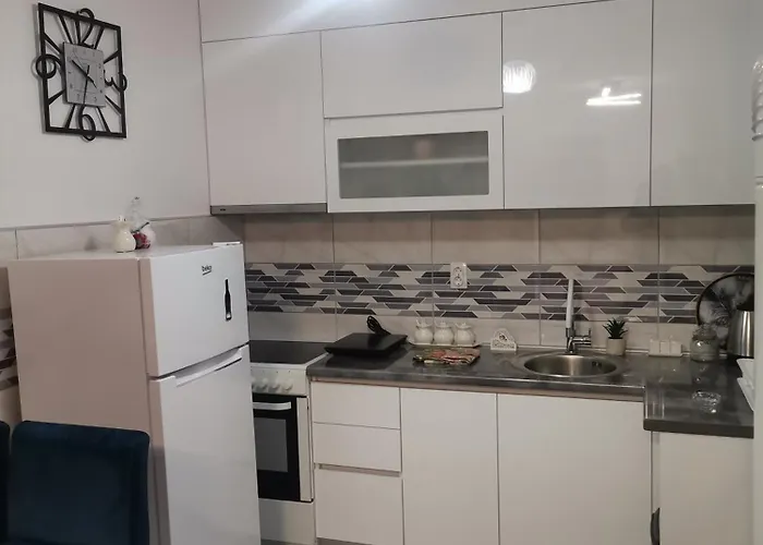 Neca Zlatar Apartament *